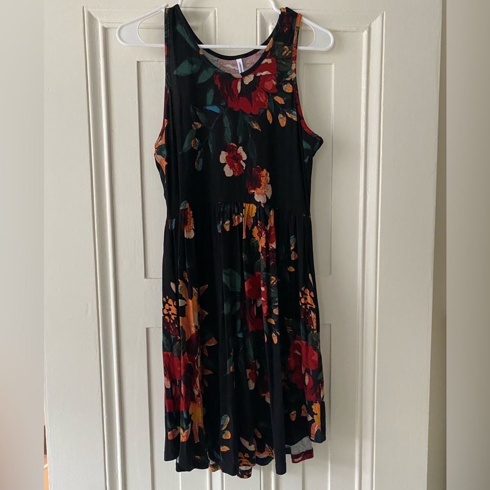 Light Floral Sleeveless Dress
